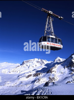 Ferrovia di montagna cavo antenna cavo ferroviaria stazione gondola Kleinmatterhorn trasporto ferroviario Zermatt monte pi Foto Stock