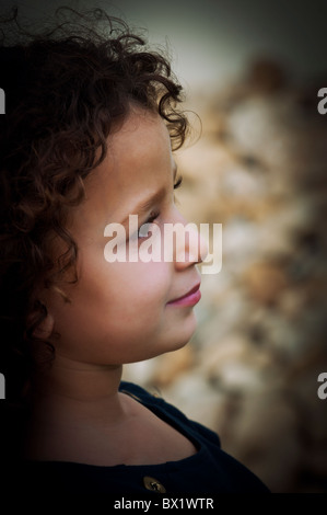 Piuttosto volto della ragazza vista laterale Beirut Libano Medio Oriente Asia Foto Stock