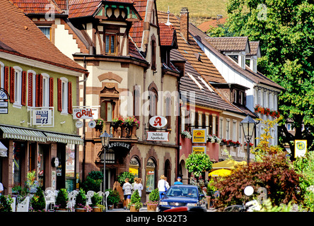 Wolfach street case case di città vecchia storica azienda memorizza trades Foresta Nera Germania Europa Baden-W Foto Stock