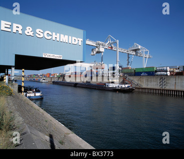 Porto trasporto container porto navi trasporto terrestre Ruhrort porto Duisburg-Ruhr luogo industria di fiume Foto Stock