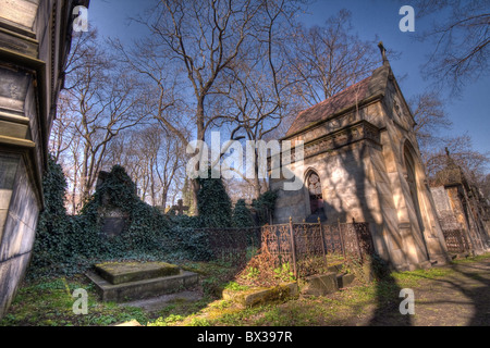 Cimitero storico Olsany a Praga, Repubblica Ceca Foto Stock