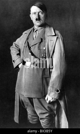 ADOLF HITLER 1933. Fotografato da Heinrich Hoffman come Cancelliere del Reich Foto Stock