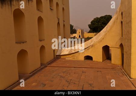 Samrat Yantra meridiana, Jantar Mantar, Jaipur, Rajasthan, India Foto Stock