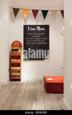 Lily la cucina. Il primo pop-up doggy diner, London REGNO UNITO Foto Stock