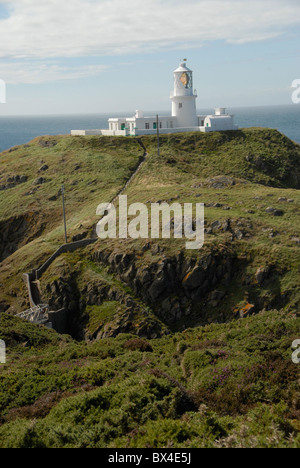 St Ann's faro capo del Pembrokeshire sentiero costiero, Galles del Sud Foto Stock