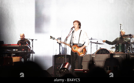 Paul Mc Cartney, giocare al River Plate Stadium di Buenos Aires, Argentina al 'Up e prossimi tour 2010" Foto Stock