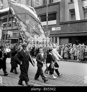 Praga, giorno di maggio sfilano in 1949 Foto Stock