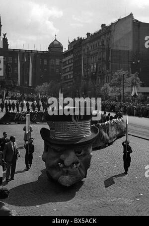 Parata di giorno di maggio Foto Stock