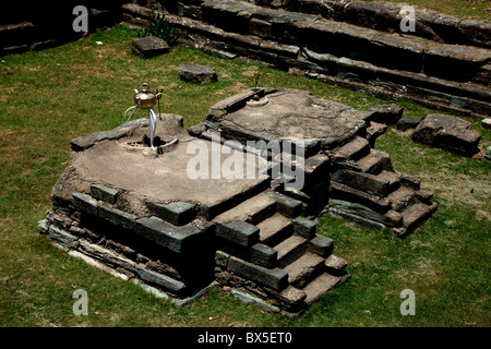 Parte di un tempio composto in Uri Kashmir India Foto Stock