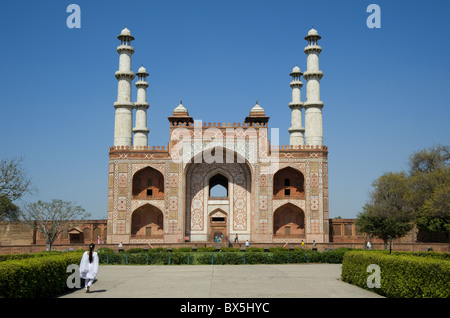 L'ingresso al Akbar il mausoleo di Sikandra vicino a Agra, Uttar Pradesh, India, Asia Foto Stock