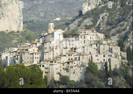 Borgo arroccato di Peillon, Alpes-Maritimes, Cote d'Azur, Riviera Francese, Provence, Francia Foto Stock