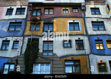 Hundertwasser-house - Wien, Vienna, Austria. Oesterreich Foto Stock