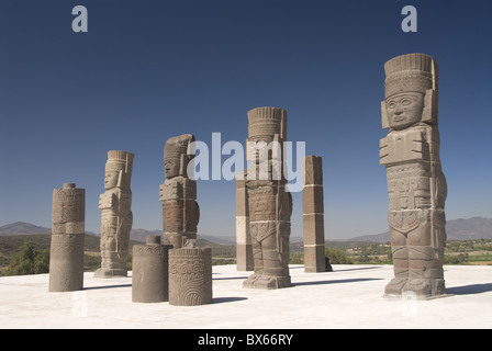 Atlanti scolpiti warrior statue, il Tempio di Quetzalcoatl, Zona archeologica di Tula de Allende, hidalgo, Messico Foto Stock