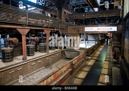 Besucherebene des Ruhr Museum der Zeche Zollverein UNESCO Weltkulturerbe in Essen, Nordrhein-Westfalen, Deutschland, Europa Foto Stock