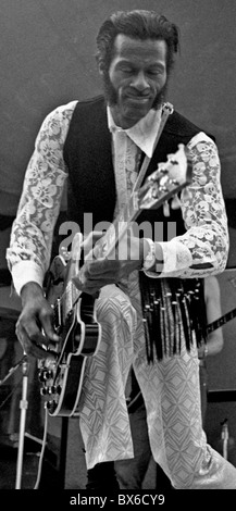 Chuck Berry effettuando al Giubileo, Chapel Hill, NC, maggio 1971. Foto Stock