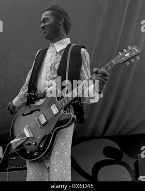 Chuck Berry effettuando al Giubileo, Chapel Hill, NC, maggio 1971. Foto Stock