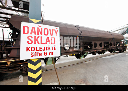 Raffineria di zucchero, destillery, treno, carro Foto Stock