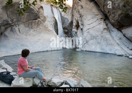 Escursioni a piedi vicino a Tahquitz Falls, Tahquitz Canyon, Palm Springs, California, Stati Uniti d'America, America del Nord Foto Stock