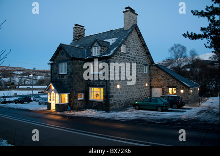 La croce Volpi hotel e ristorante, Brithdir, Dolgellau, Parco Nazionale di Snowdonia Gwynedd, Wales UK Foto Stock