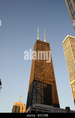 John Hanckock Center e Water Tower Place, Chicago, Illinois, Stati Uniti d'America Foto Stock