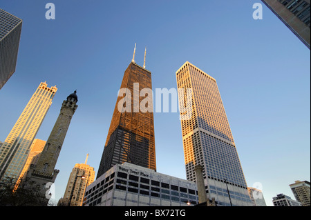 John Hanckock Center e Water Tower Place, Chicago, Illinois, Stati Uniti d'America Foto Stock