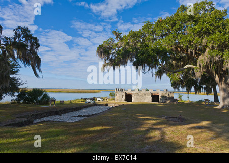 Rovine di Kings Magazine a Fort Frederica Monumento nazionale sulla St Simons Island Georgia Foto Stock