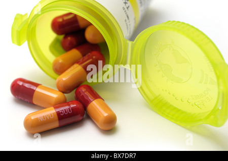 Le capsule di antibiotici (Amoxicillin 500mg) Foto Stock