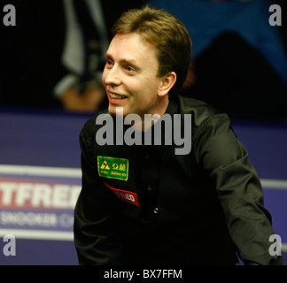 Ken Doherty di Irlanda (PIC) in azione nei confronti di Mark Selby di Inghilterra, durante la Betfred World Snooker Champs Foto Stock