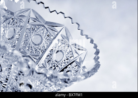 Dettaglio di illuminato vaso antico - tagliare vetro - crystal Foto Stock