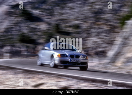 BMW 3 Coupe guida su strada per Ronda Spagna Foto Stock