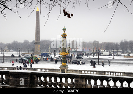 Neve a Place de la Concorde, Paris, Francia Foto Stock