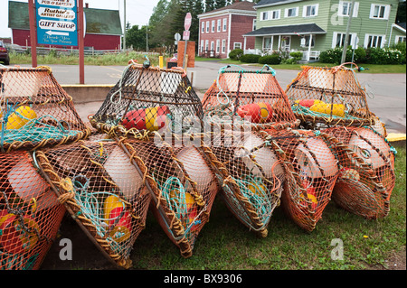 Granchio pentole (trappole) a Victoria, Victoria, Prince Edward Island, The Maritimes, Canada. Foto Stock