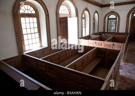 All'interno di San Giacomo Santee Chiesa Episcopale costruito dagli ugonotti Francesi nel 1768 McClellanville, SC. Foto Stock