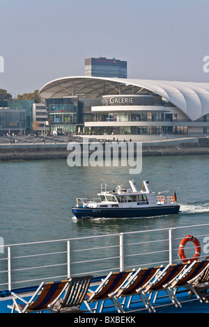 Polizia ACQUA SUL FIUME RENO, RHEIN-GALERIE, SHOPPING MALL, LUDWIGSHAFEN AM RHEIN, RENANIA-PALATINATO, Germania Foto Stock