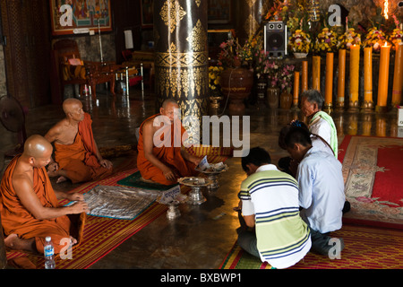 Vista interna del Tempio Prasat Vimean Nokor aspro, Udong, Phnom Penh Provincia, Cambogia, Asia Foto Stock