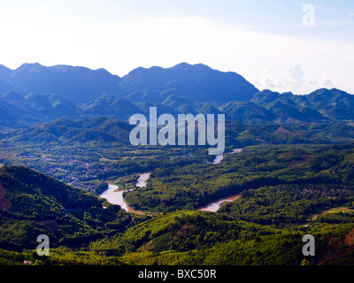 Montagne nord Laos Route 13 Foto Stock