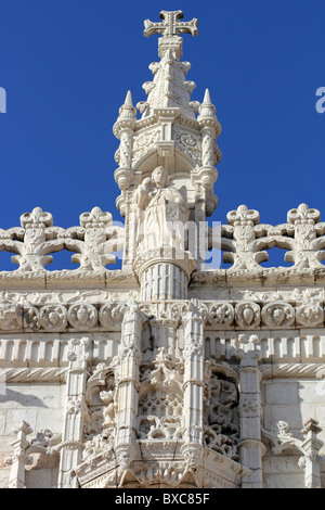 Portale sud, Mosteiro dos Jeronimos, Belem, Lisbona, Portogallo Foto Stock