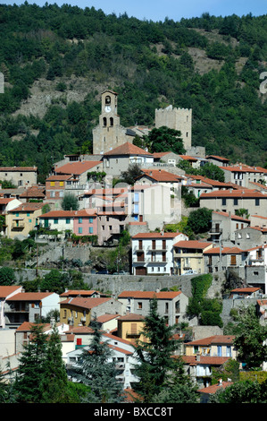 Vista di Vernet-les-Bains Pyrenees-Orientales Francia Foto Stock