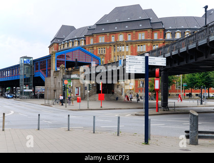 La stazione della metropolitana (U-Bahn) Roedingsmarkt ad Amburgo, in Germania. Foto Stock