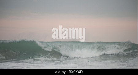 Seascape lungo Mal Pais costa in San Jose Costa Rica Foto Stock