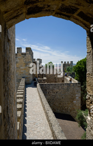 Il Portogallo, Lisbona, il Castelo de Sao Jorge, vista da bastioni Foto Stock