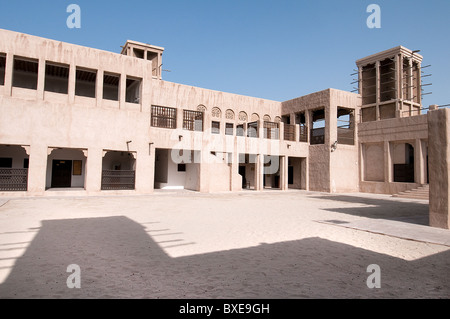 Lo sceicco Juma Al Maktoum, base dell'architettura tradizionale museo di Dubai Foto Stock