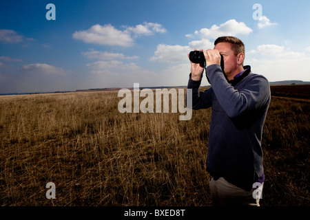 Gli amanti del birdwatching, steppa Catalogna Spagna Foto Stock