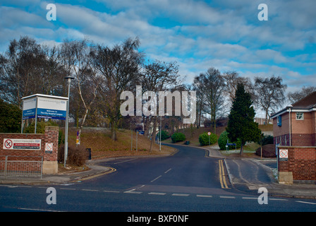 Uno dei Hucknall Road ingressi a Nottingham City Hospital,Nottinghamshire, Inghilterra, Regno Unito. Foto Stock