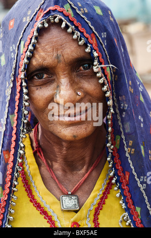 Gadia Lohar. * Il Rajasthan nomade donna anziana. India del vagabondaggio fabbri. India Foto Stock