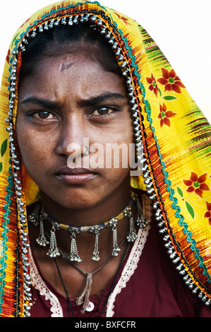 Gadia Lohar. * Il Rajasthan nomadi ragazza adolescente. India del vagabondaggio fabbri. India Foto Stock