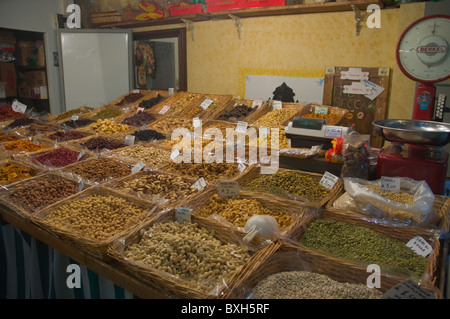 Dadi in stallo del Mercato Centrale il mercato centrale di Firenze (Firenze Toscana Italia centrale Europa Foto Stock