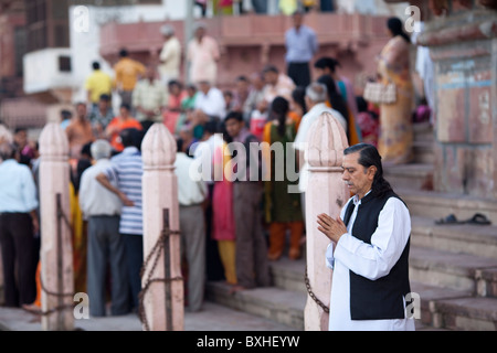 Ghats, fiume Yamuna, Mathura, Uttar Pradesh, India Foto Stock