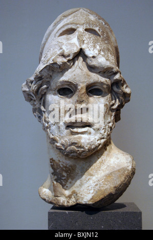 Testa di marmo di un greco generale. 1a-2a secolo D.C. Copia di un greco statua in bronzo della metà del IV secolo A.C. Foto Stock