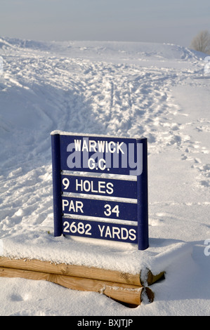 Warwick Campo da Golf segno nella neve Foto Stock